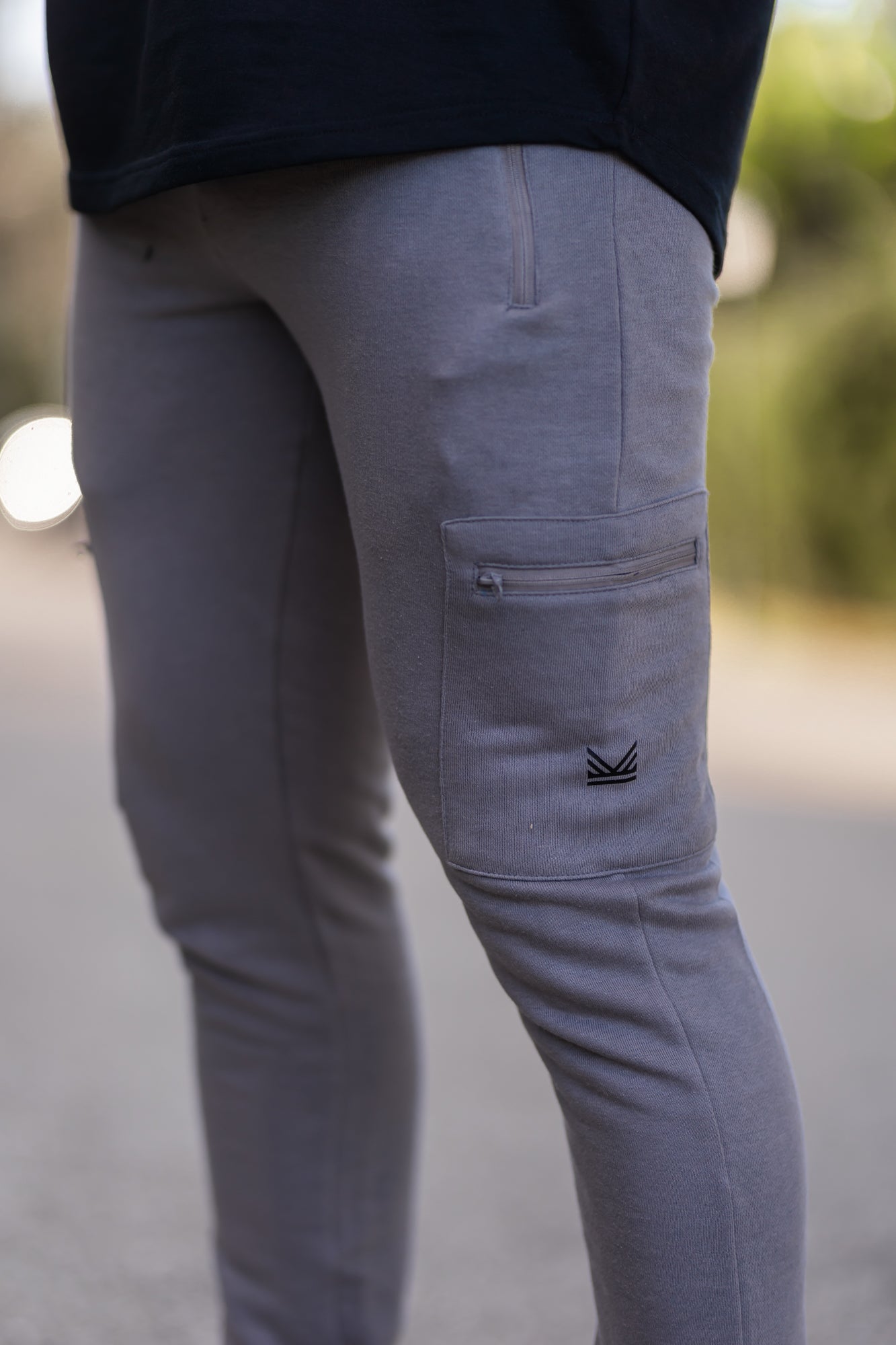 Essential Zip Trouser in Grey
