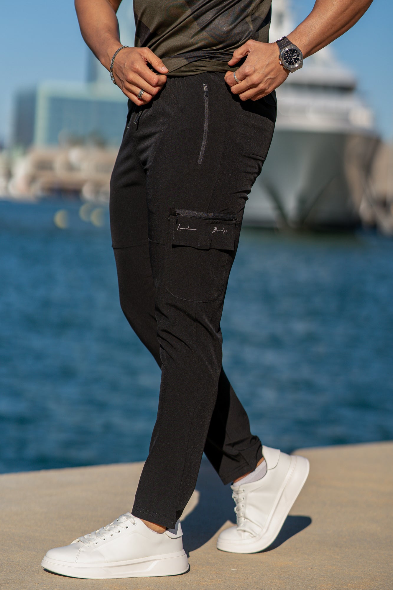 Signature Cargo Twill Trouser - Black