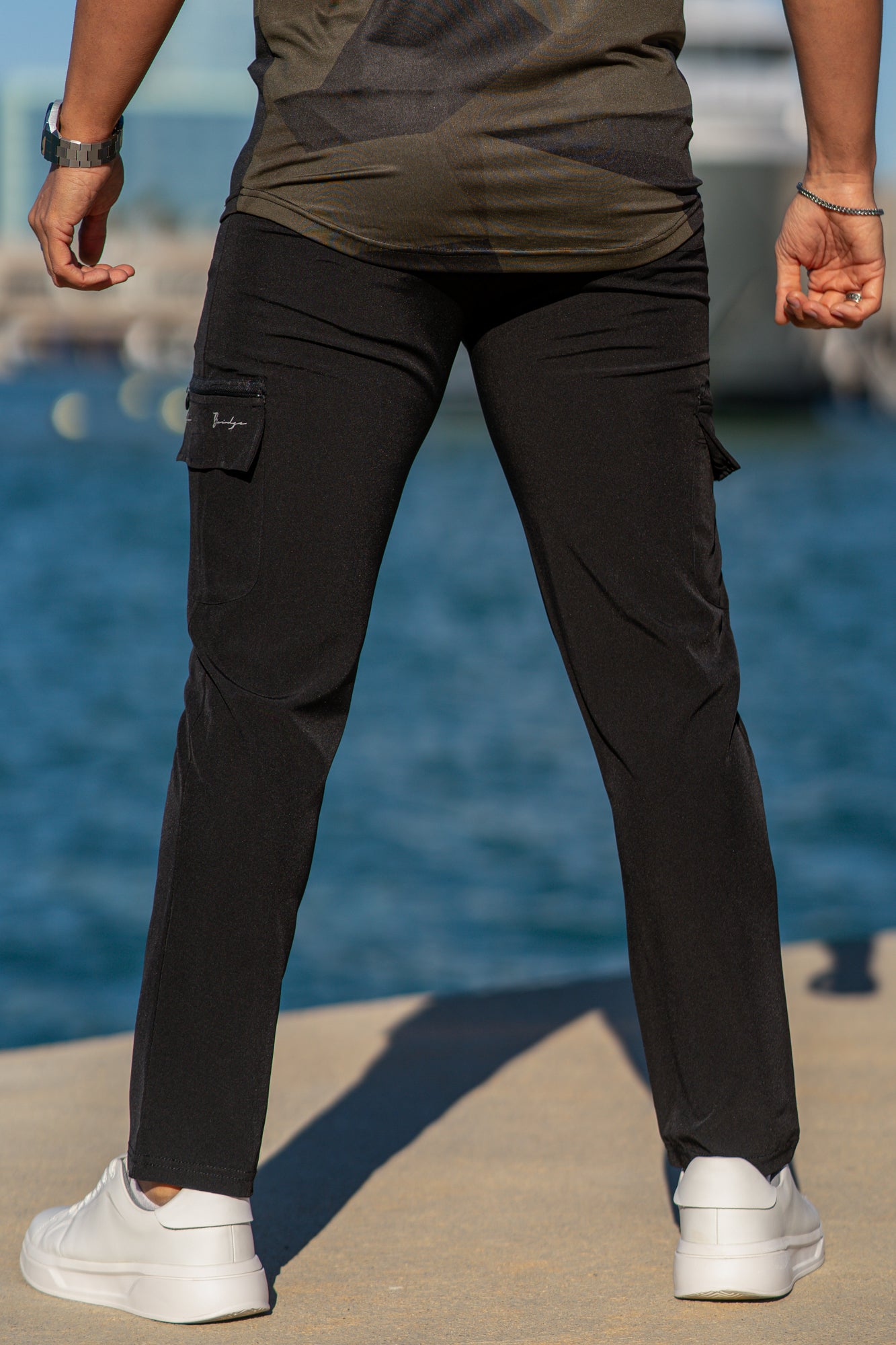 Signature Cargo Twill Trouser - Black