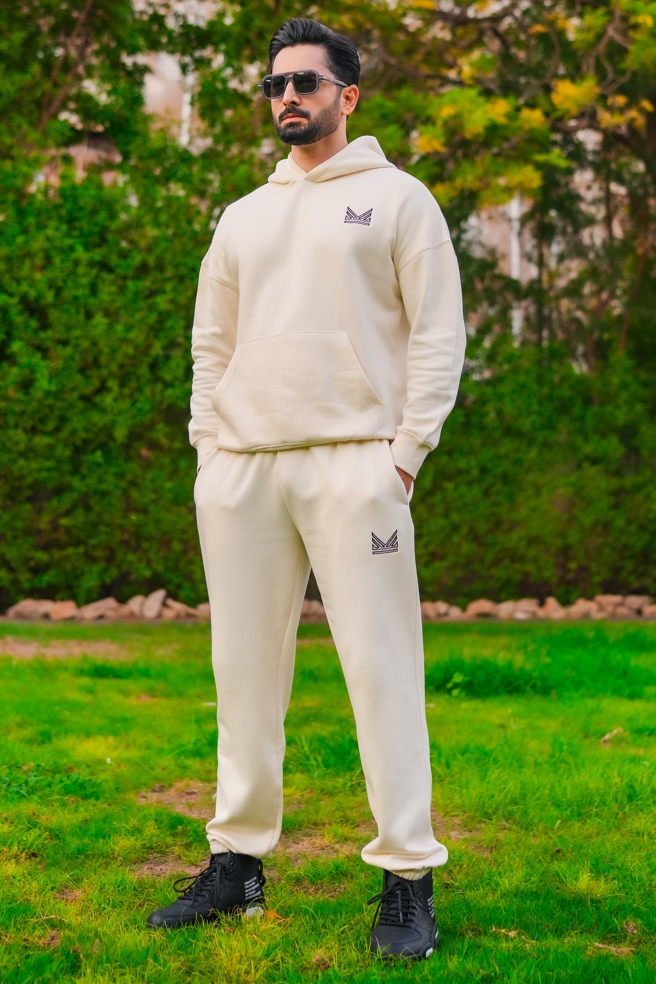 70 Crest Dropshoulder Fleece Trouser - Ivory