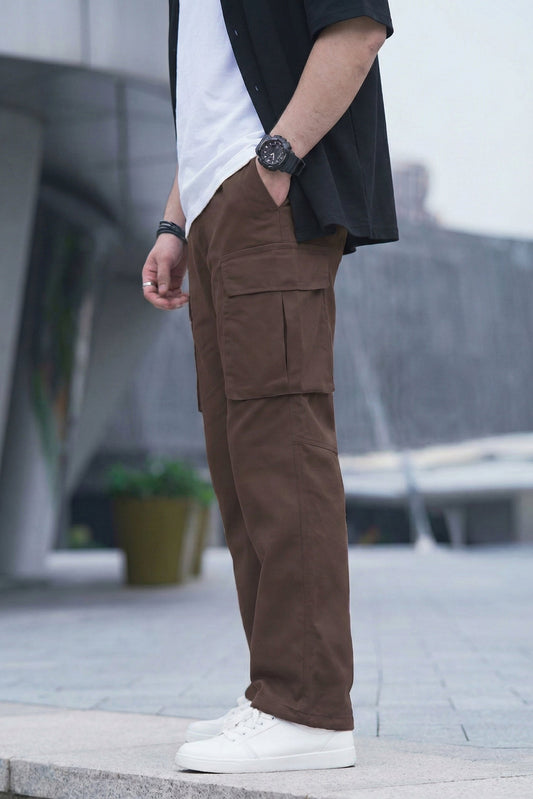 LooseFit. Straight Cargo SpandexDry Trouser - Chocolate