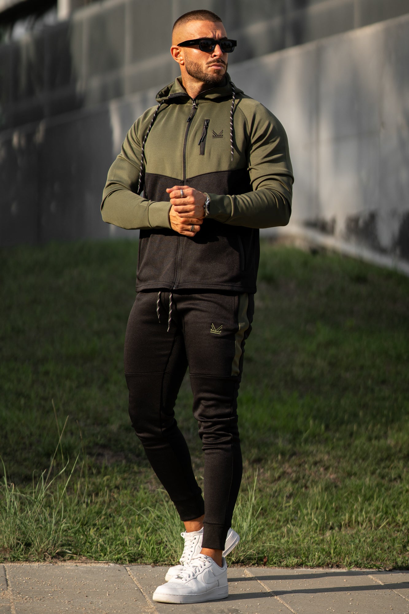 Active Quickdry   Hoodie - Olive